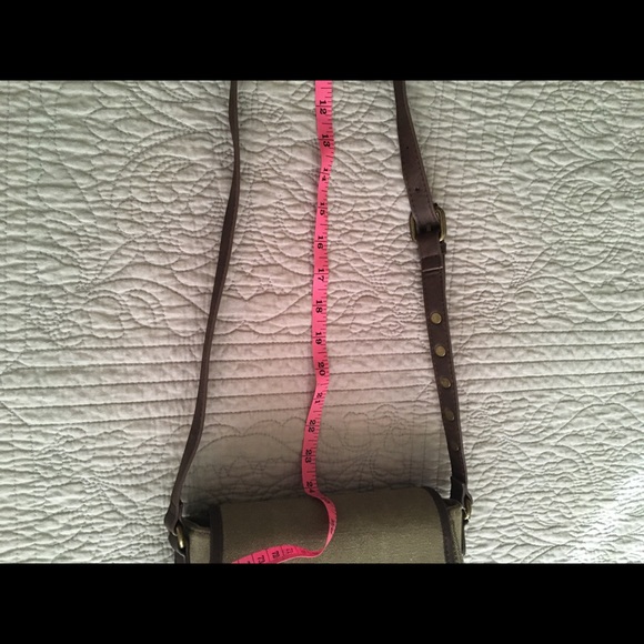 Wilson's Canvas Crossbody - Picture 9 of 10